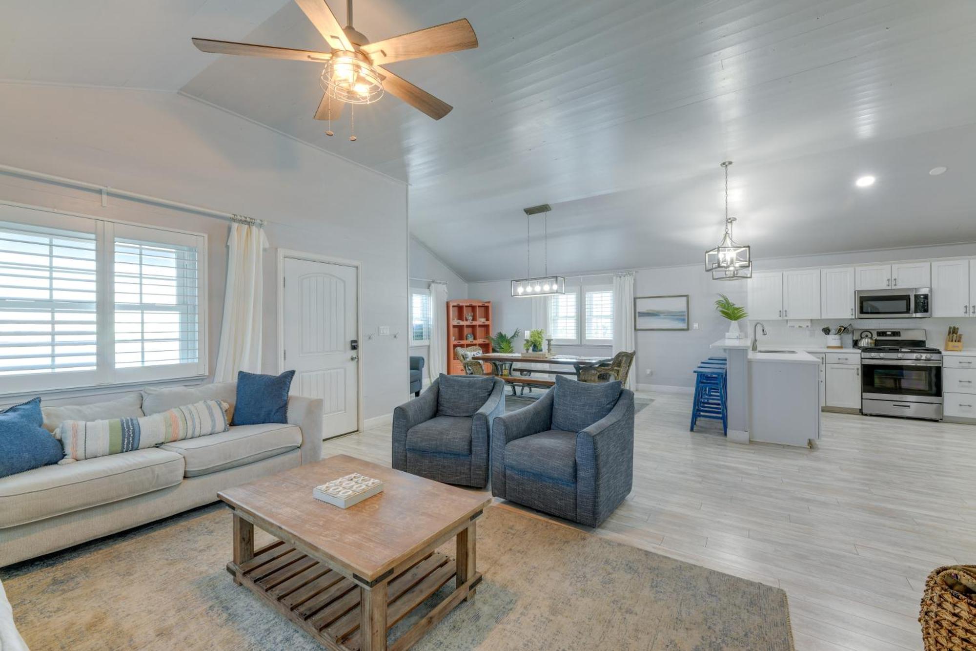 Trendy Port Aransas Home With Private Pool And Deck! المظهر الخارجي الصورة